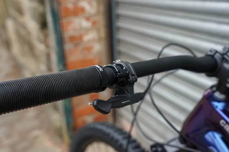 Cannondale Habit 3 Trail Bike in Purple Haze-6